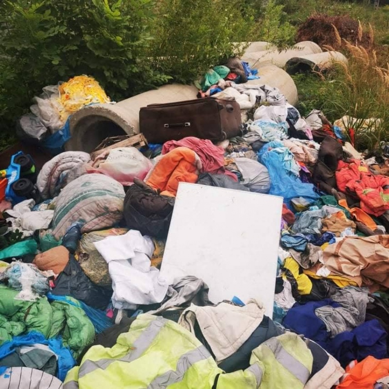 zdjęcie: Płacimy za śmieci, czy naprawdę musimy je podrzucać sąsiadom?