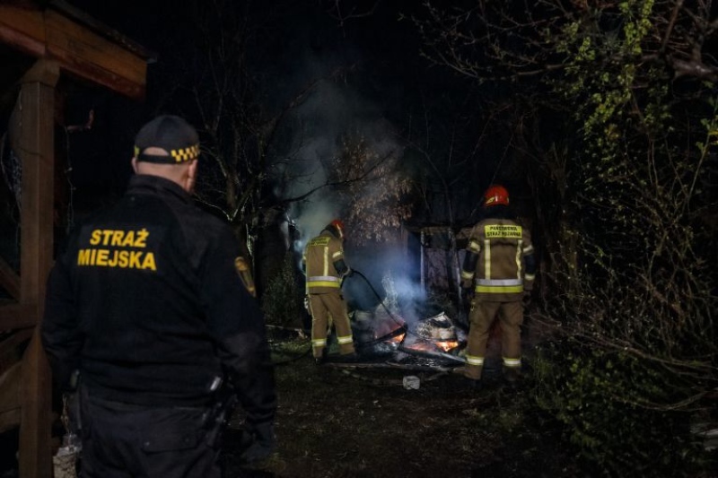 zdjęcie: Niebezpieczne spalanie odpadów.